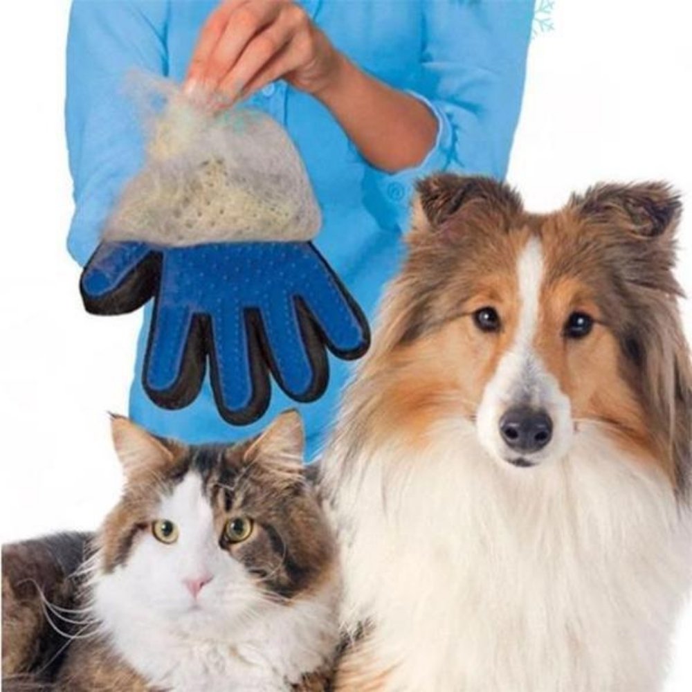 Pet Grooming Glove – Soft & Flexible